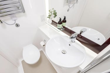 1 bed flat, Brown Street, City Centre, Dundee, DD15AQ - Image 2